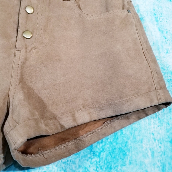 Hollister Tan Faux Suede High Waist Shorts - Picture 5 of 13